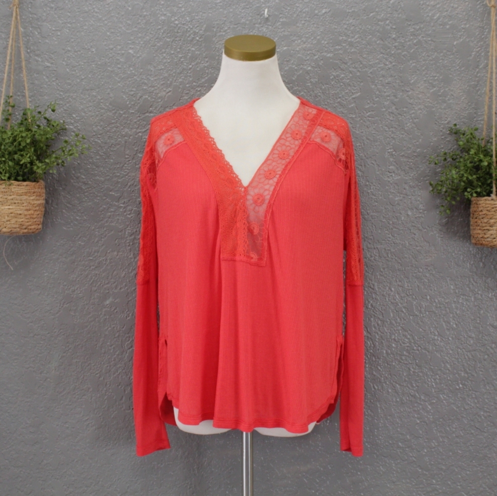 Free People Oversized Ribbed Coral Red V-Neck Henley Top XS